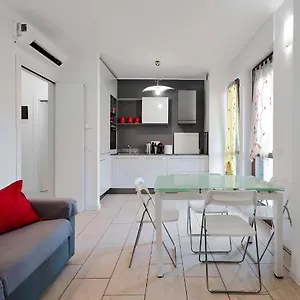 Appartamento Xenia - New And Bright Urban Housing, Milano