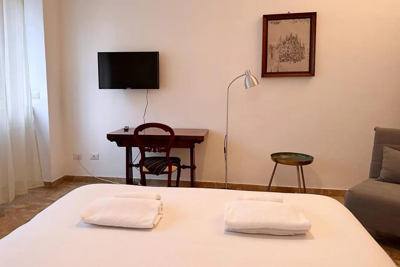 Orea Spiti - Drawings In Teodosio Milan 0*,