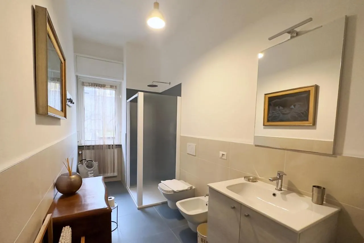 Orea Spiti - Drawings In Teodosio Milan Apartment